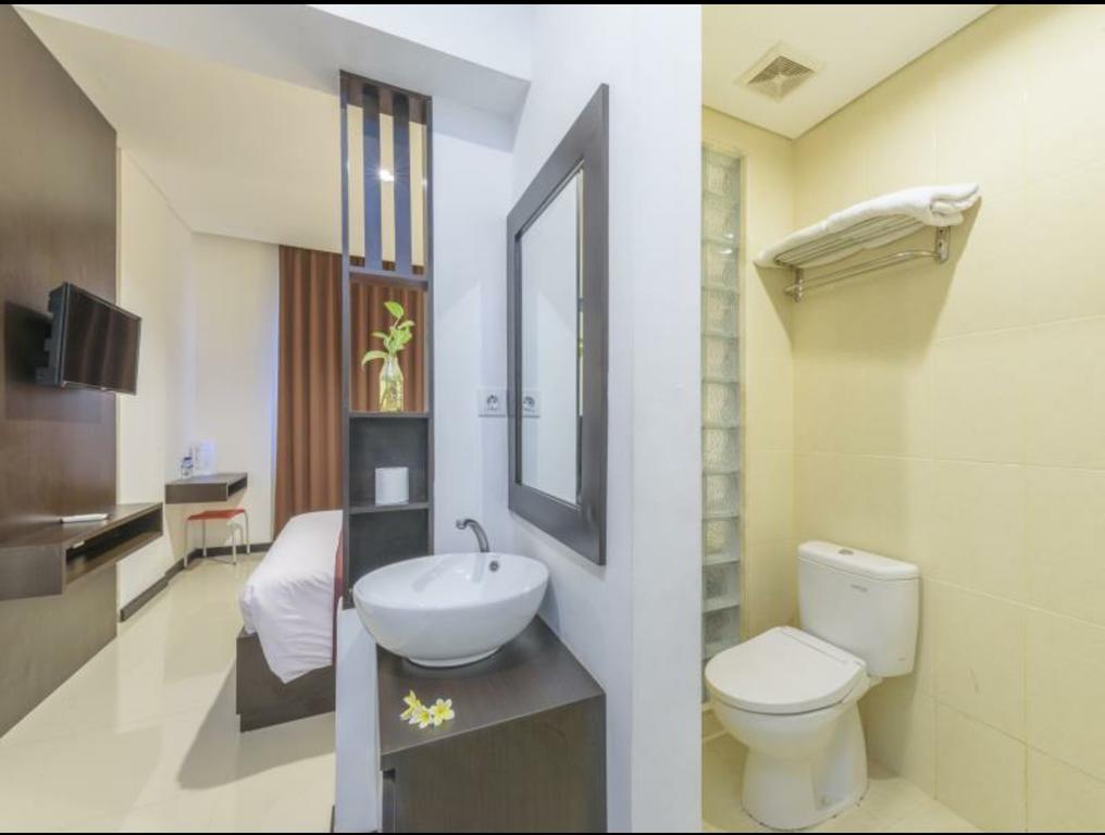 Lowcost Bed & Breakfast Jimbaran  Exterior photo