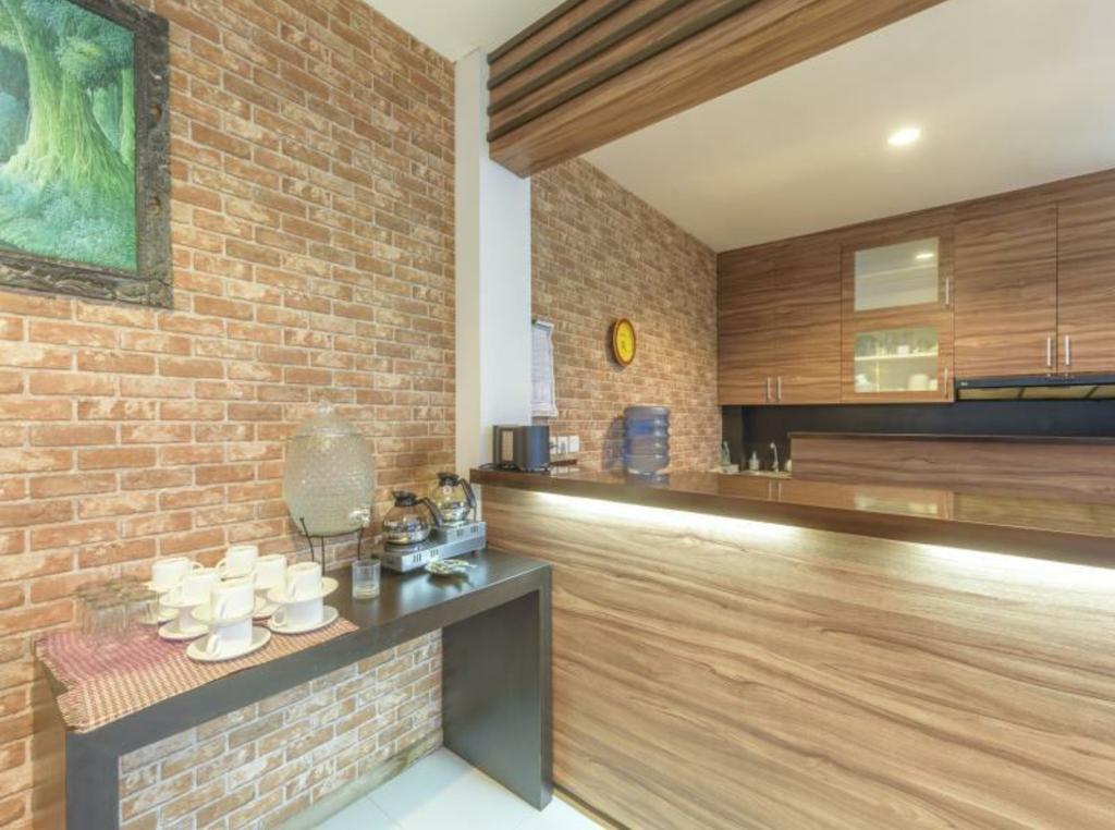 Lowcost Bed & Breakfast Jimbaran  Exterior photo
