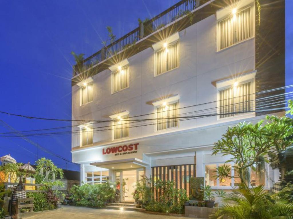 Lowcost Bed & Breakfast Jimbaran  Exterior photo
