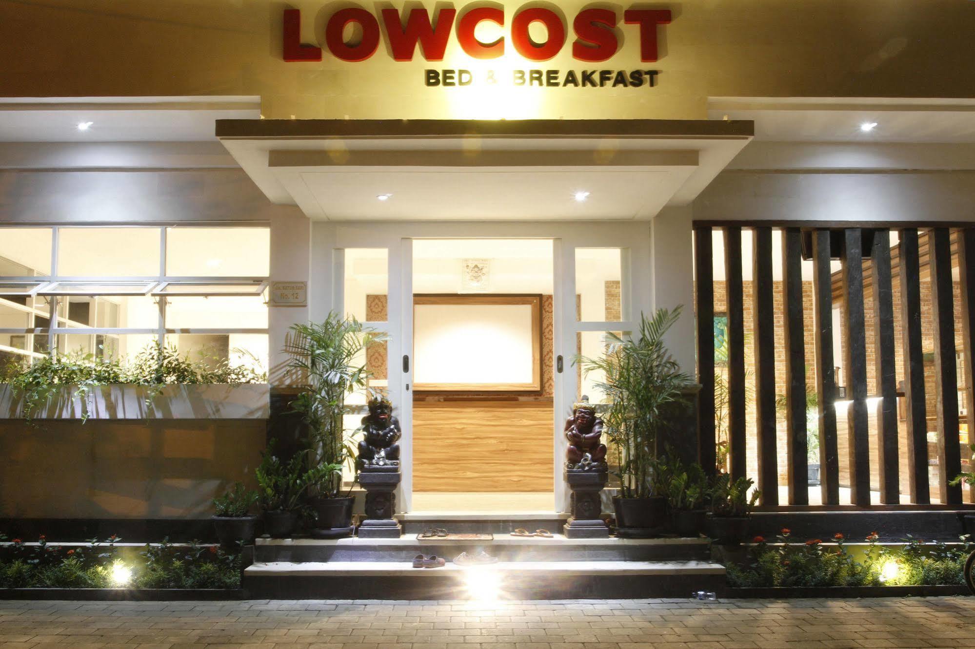 Lowcost Bed & Breakfast Jimbaran  Exterior photo